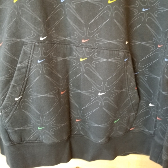 Nike Allover Swoosh Sportswear Club Fleece Pullover Sweatshirt Hoodie - Picture 6 of 16
